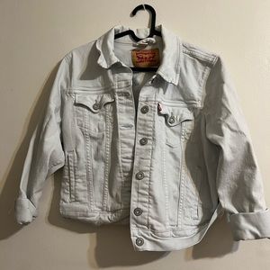 Women's Levi's light blue jean jacket